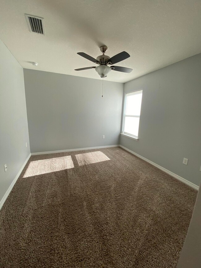 Building Photo - 3150 Vaccari Ct
