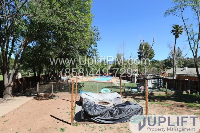 Building Photo - 16015 Oakley Rd