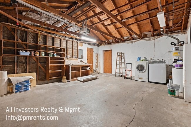 Building Photo - 4219 Avati Dr