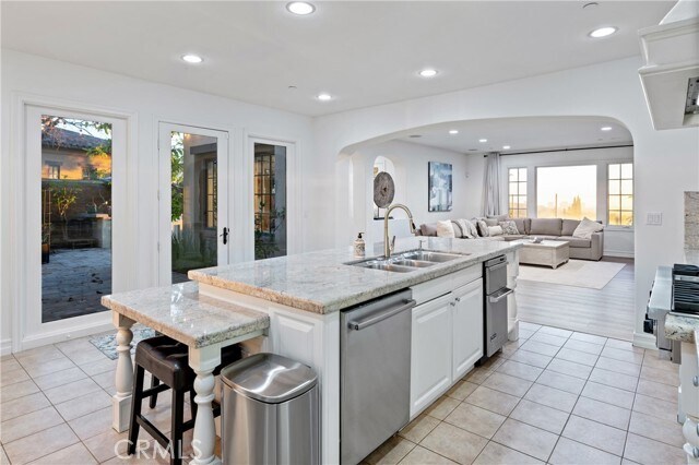 Building Photo - 23 Castlerock