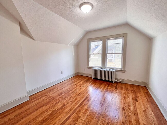 Building Photo - 111-115 Lincoln St / Owen Properties, LLC