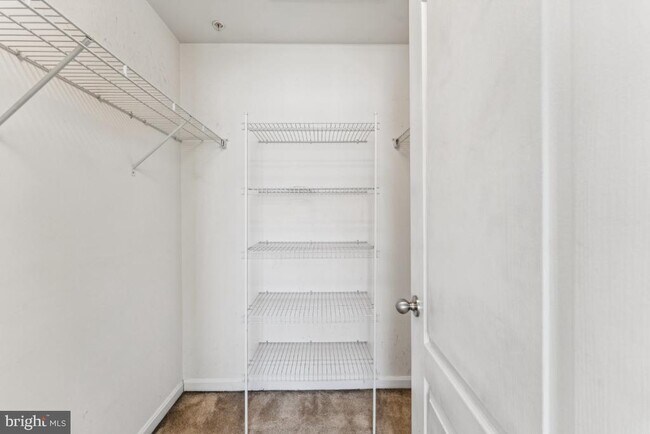 Building Photo - 15304 Pocopson Creek Way