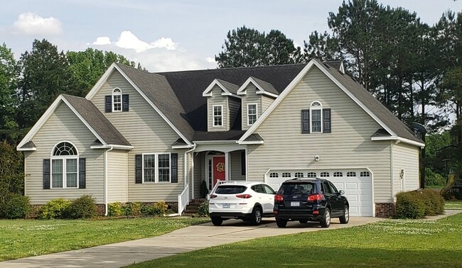 Building Photo - 134 Cottonwood Dr