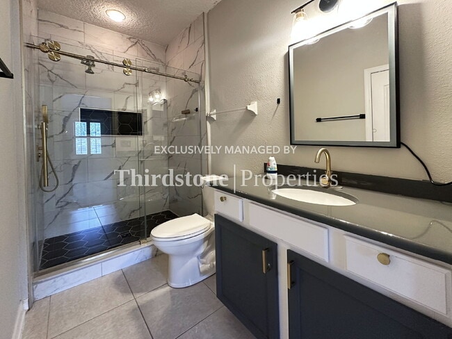 Building Photo - 6131 Bartram Village Dr
