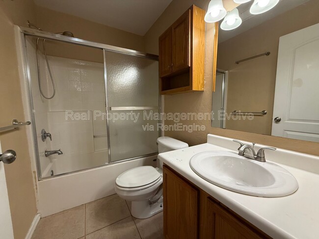 Building Photo - 125 S 56th St