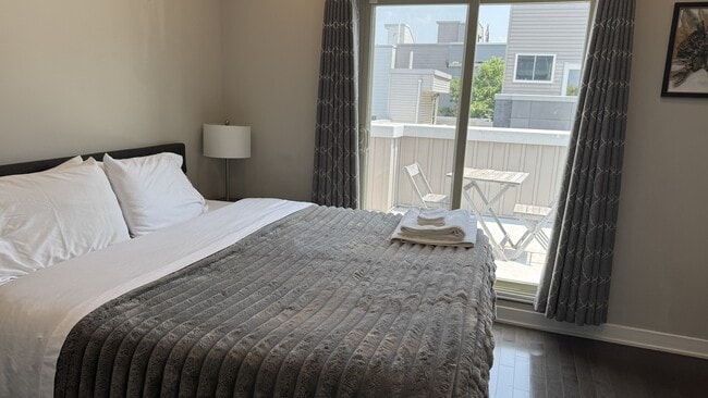 Building Photo - 1514 S Bouvier St