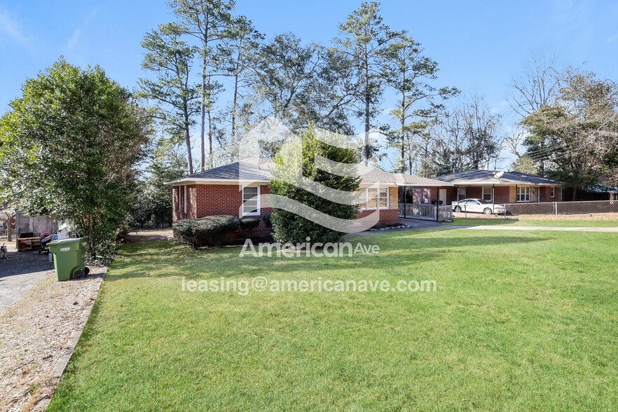 Building Photo - 917 Patricia Dr