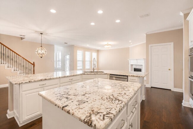 Building Photo - 4453 Red Barn Dr