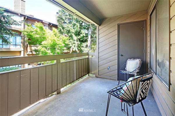 Building Photo - 10545 Meridian Ave N