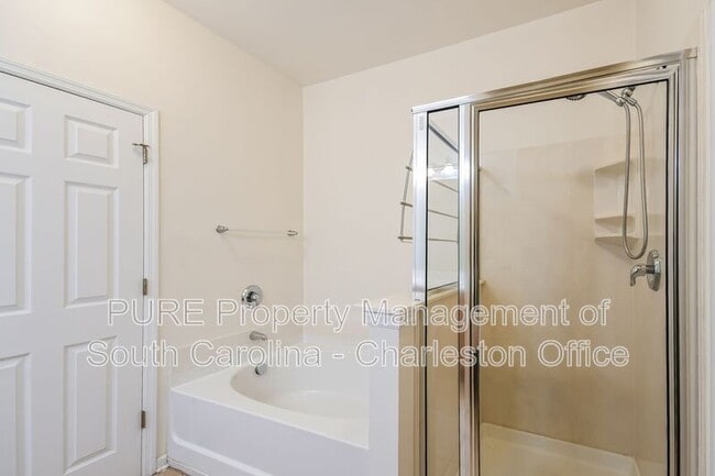 Building Photo - 169 Dorothy Dr