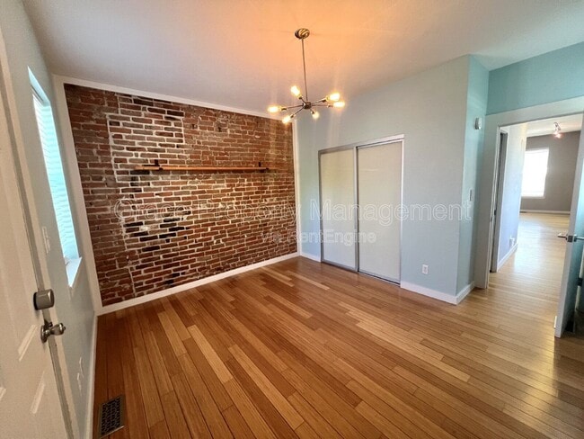 Building Photo - 2306 Glenarm Pl
