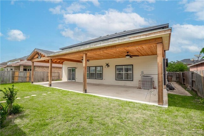 Building Photo - 1322 Candy Ln