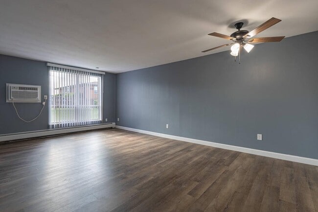 Building Photo - Zahra Apartments in Miamisburg