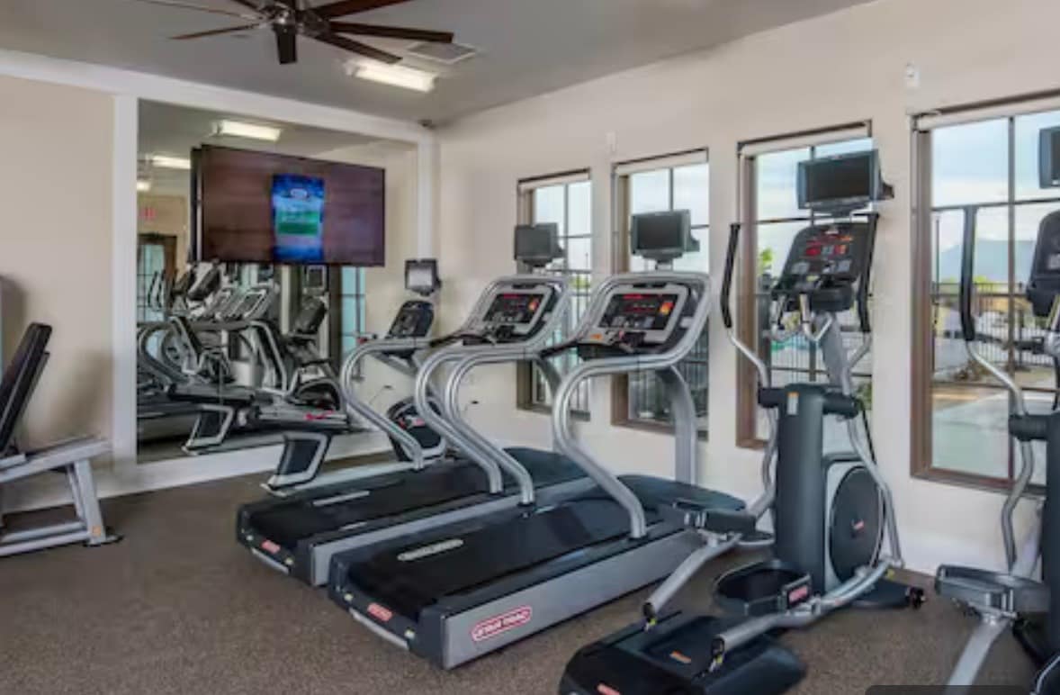 Building Photo - 80248 Whisper Rock Way