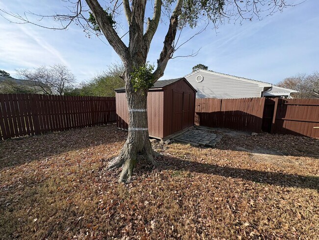 Building Photo - Beautiful updated home with new flooring and fresh paint