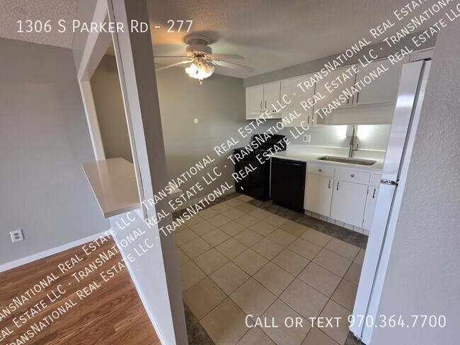 Building Photo - 1306 S Parker Rd