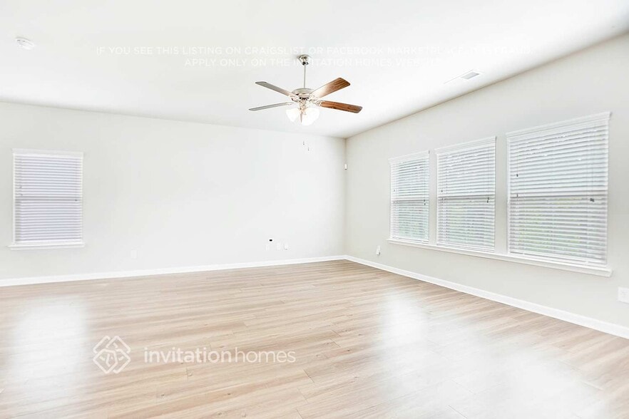 Building Photo - 173 Parkview Pl Dr