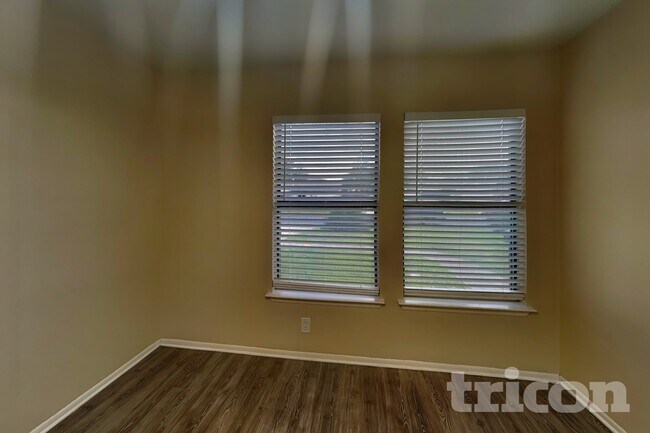 Building Photo - 6827 Cypress Mist Dr