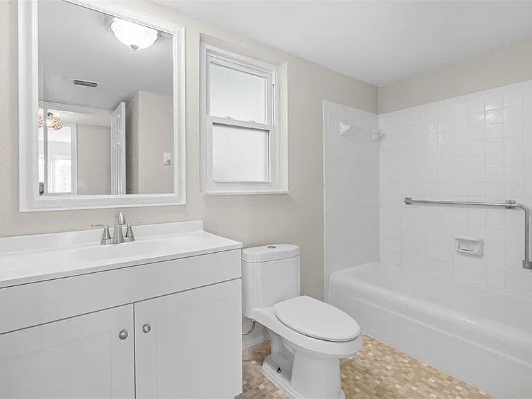 Building Photo - 464 N Paula Dr