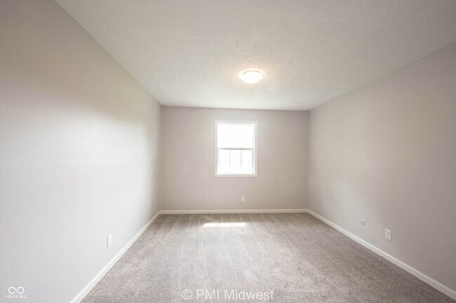 Building Photo - 326 Progress Rd