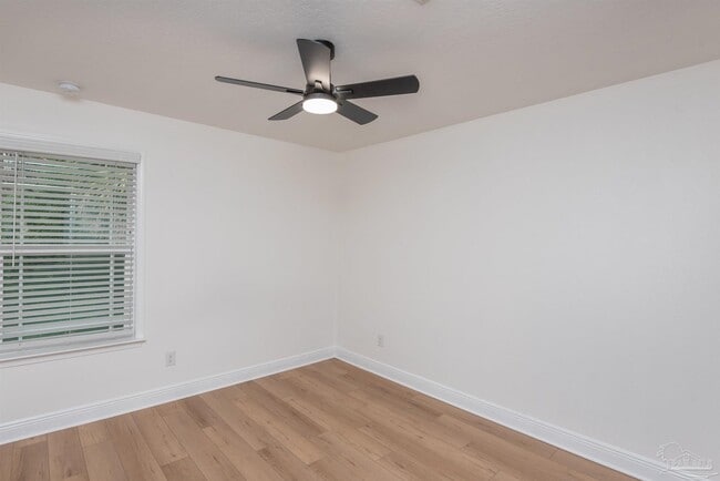 Building Photo - 1005 N A St