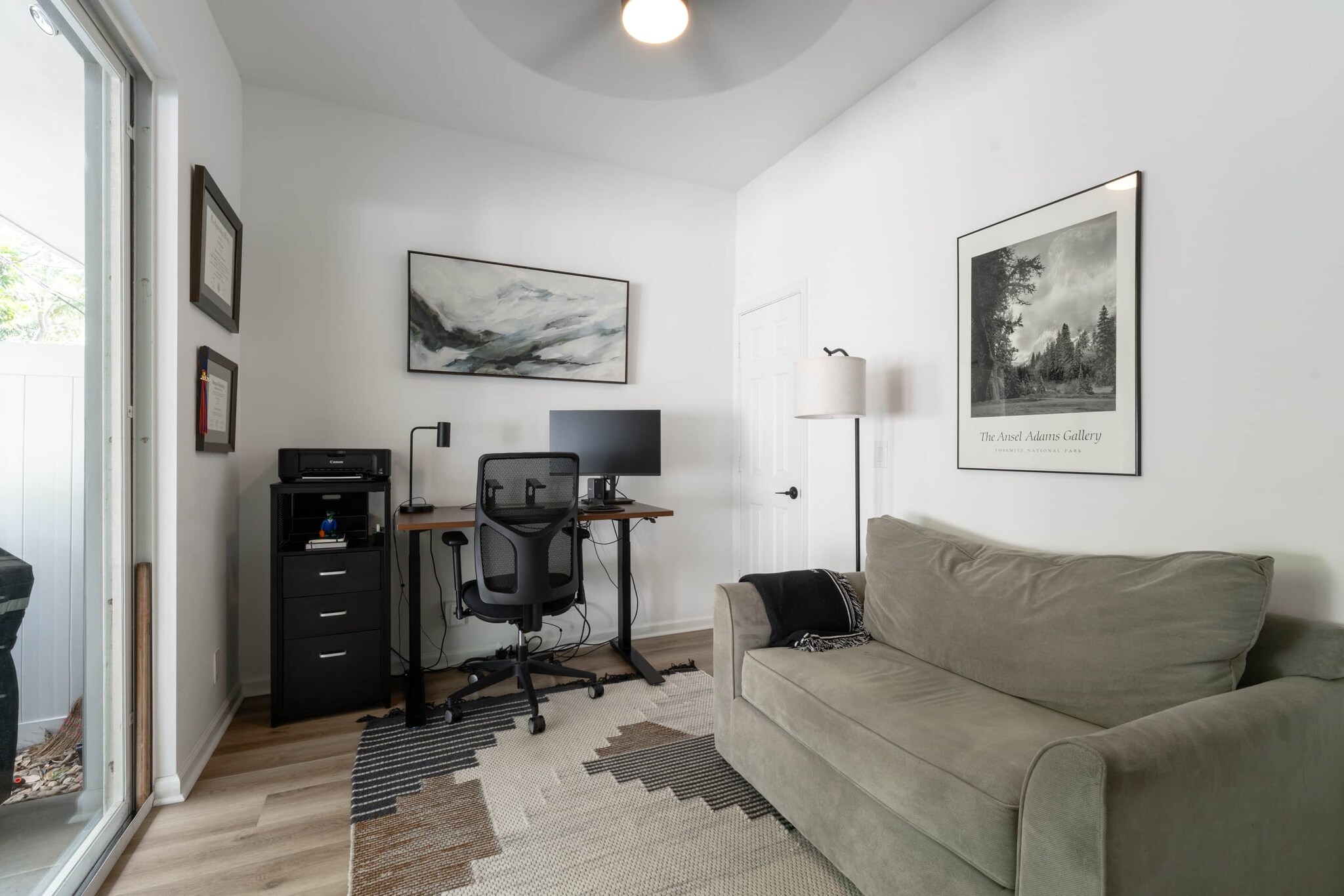 Building Photo - 723 SE 16th Ct