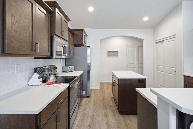 Building Photo - 17255 Avocet Dr