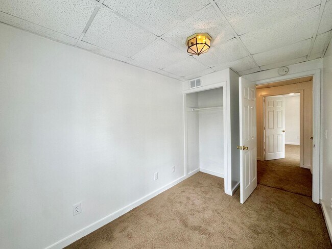 Building Photo - 1510 11th St