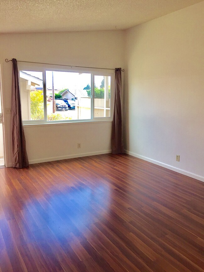 Building Photo - 16755 Del Monte Avenue