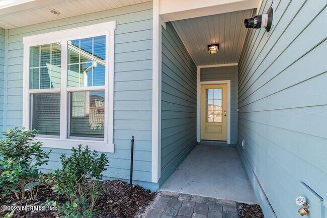 Building Photo - 344 Pine Bluff Dr