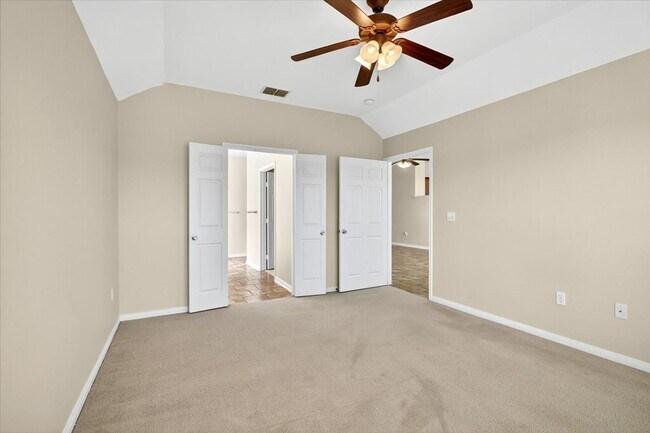 Building Photo - 6018 Tapestry Dr
