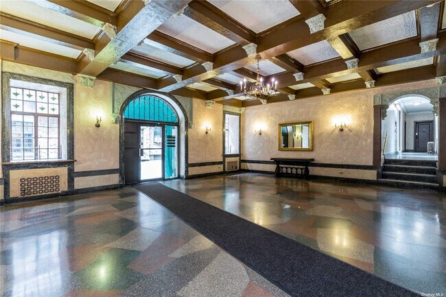 Building Photo - 83-15 116th St