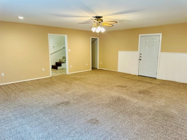 Building Photo - 12366 Legacy Ln