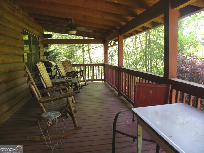 Building Photo - 153 Will Zoellner Ln
