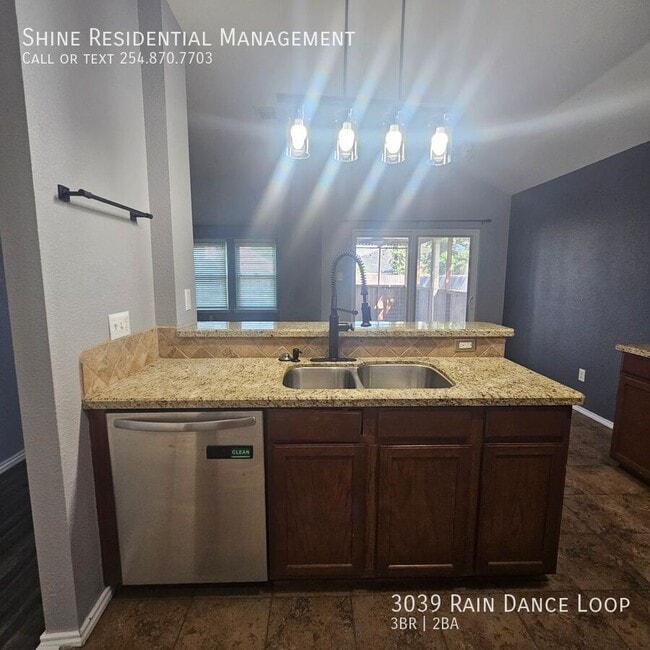 Building Photo - 3039 Rain Dance Loop