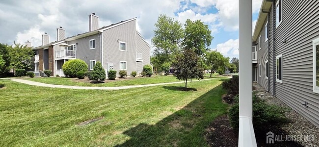 Building Photo - 8207 Tamarron Dr