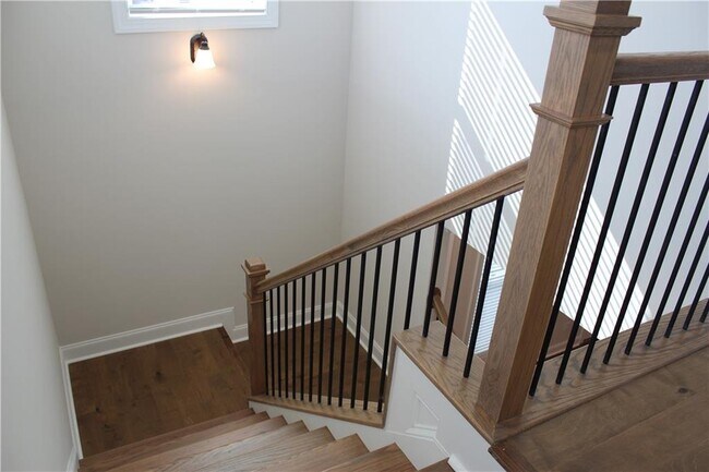 Building Photo - 4647 Molder Dr