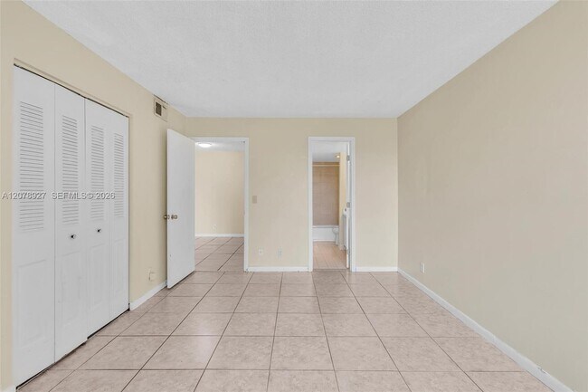 Building Photo - 10765 Cleary Blvd