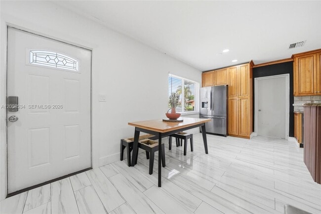 Building Photo - 2202 NW 61st Pl