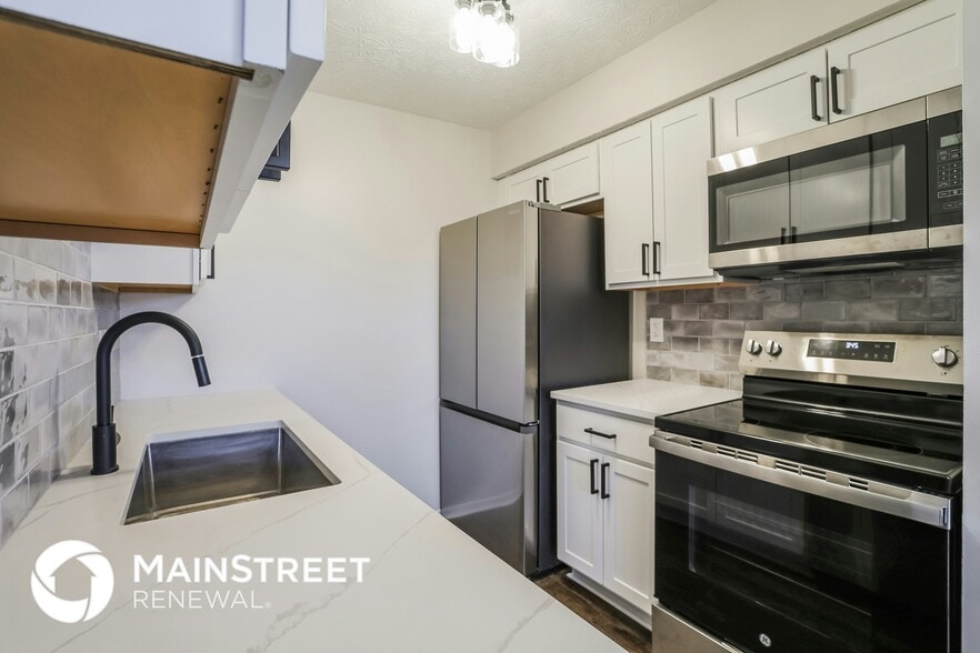 Building Photo - 4085 Wintertime Dr