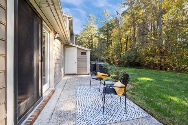 Building Photo - 67 Crystal Oaks Ct