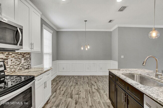 Building Photo - 516 Meldrum Ln