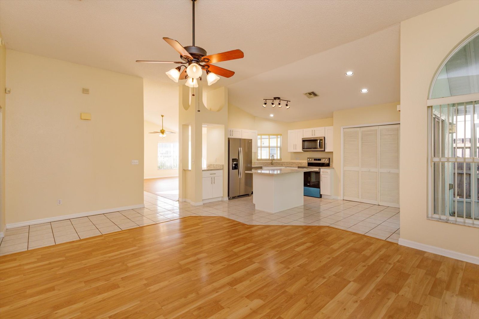 Building Photo - 1614 Sand Key Cir