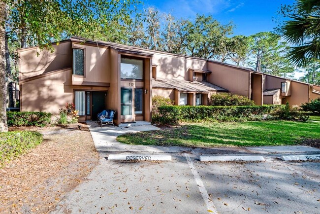 Primary Photo - Beautiful Fairways Condo