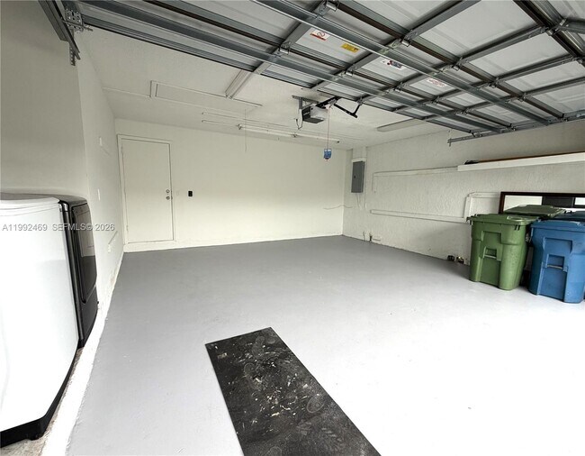 Building Photo - 2159 Baton Rouge