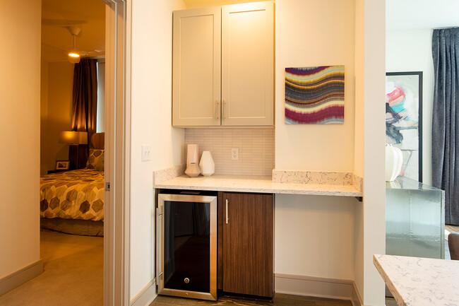 Building Photo - Modern Living: Explore Our Stylish Studio ...