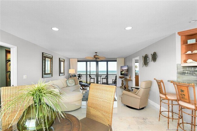 Building Photo - 2375 NE Ocean Blvd