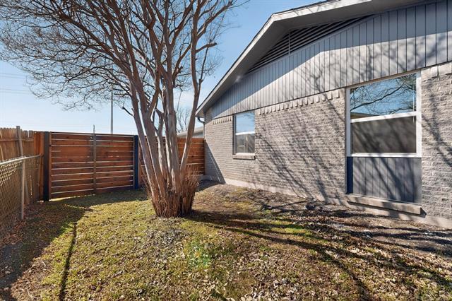 Building Photo - 4324 Oleander Trail