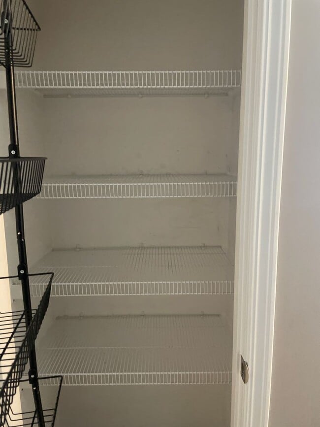 Building Photo - 365 Andrew Dr