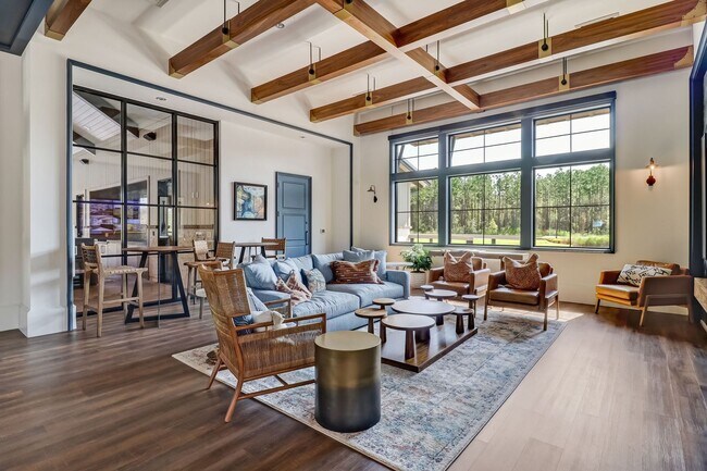 Building Photo - Spacious 3BR/3.5BA Home with Office & Reso...